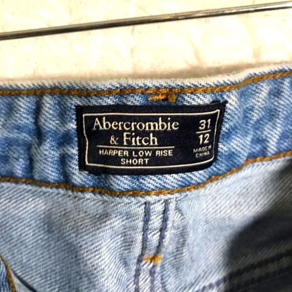 Abercrombie & Fitch Floral Embroidered Shorts Size 31/12 - Picture 7 of 8